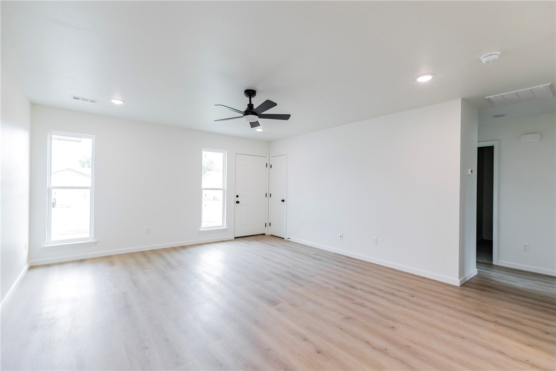 Centennial Acres Unit 04-Rogers - Residential Lease