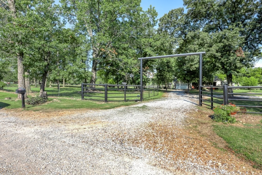 08-20-33-RURAL - Residential