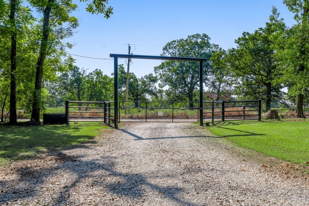 08-20-33-RURAL - Residential