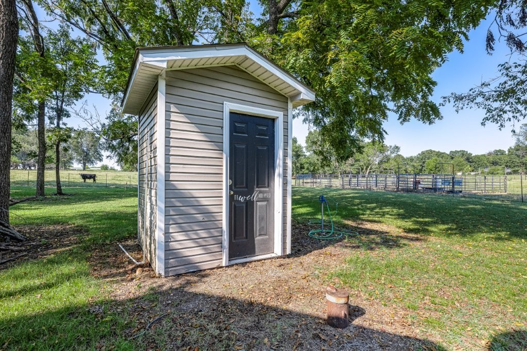 08-20-33-RURAL - Residential