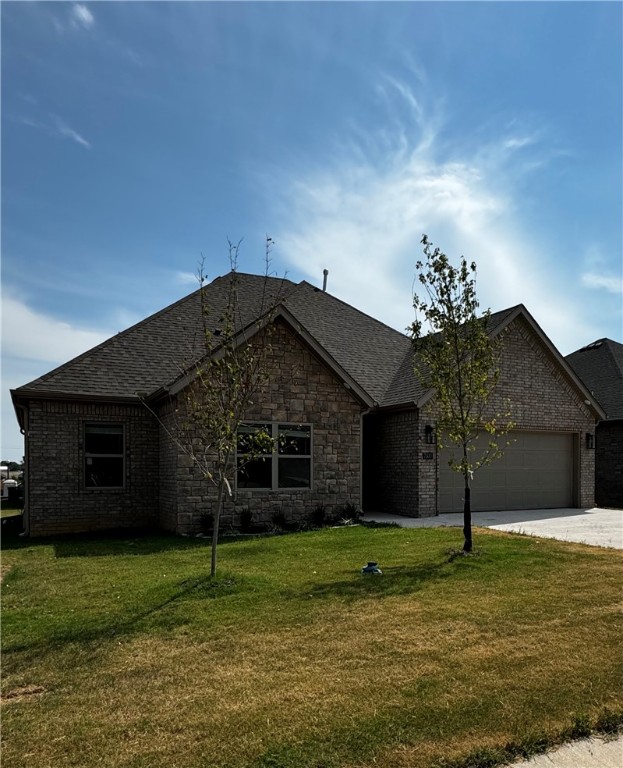 A stunning new construction home in Walnut Grove, Bentonville, boasts a warm and inviting exterior that perfectly blends modern charm with traditional elegance. The open concept great room features a spacious living area, sleek vinyl plank floors, & a beautiful gas fireplace. The kitchen is a cook's dream with ample counter space, and a large center island perfect for food preparation and entertaining. The spacious master features vinyl plank flooring and a large walk-in closet. The master bath boasts double vanities, a separate tile shower, and a freestanding tub perfect for unwinding after a long day. Upstairs there is a bedroom with a full bath and walk-in closet that could also be used as a bonus room. Whether you're looking for a cozy retreat or a functional bonus area, this room can adapt to your unique needs. Walnut Grove is a charming neighborhood located just minutes from vibrant shops, restaurants, and entertainment options. Enjoy access to top-rated schools, parks, and outdoor recreational activities!