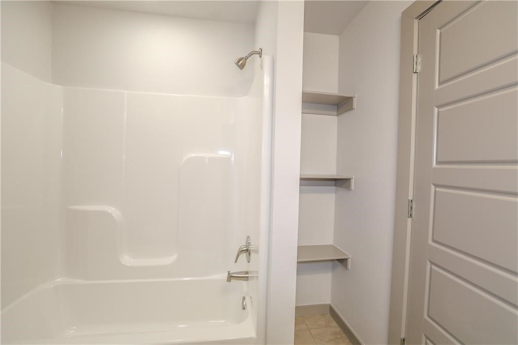 Vel Meadows Twnhms Hpr Bentonville - Residential Lease