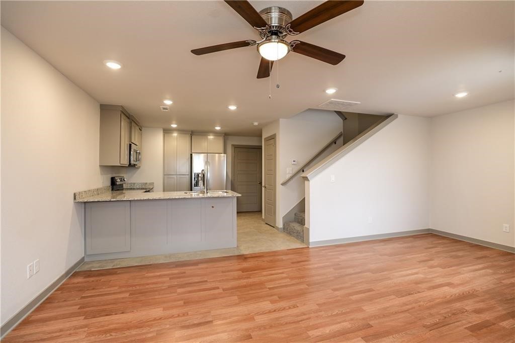 Vel Meadows Twnhms Hpr Bentonville - Residential Lease