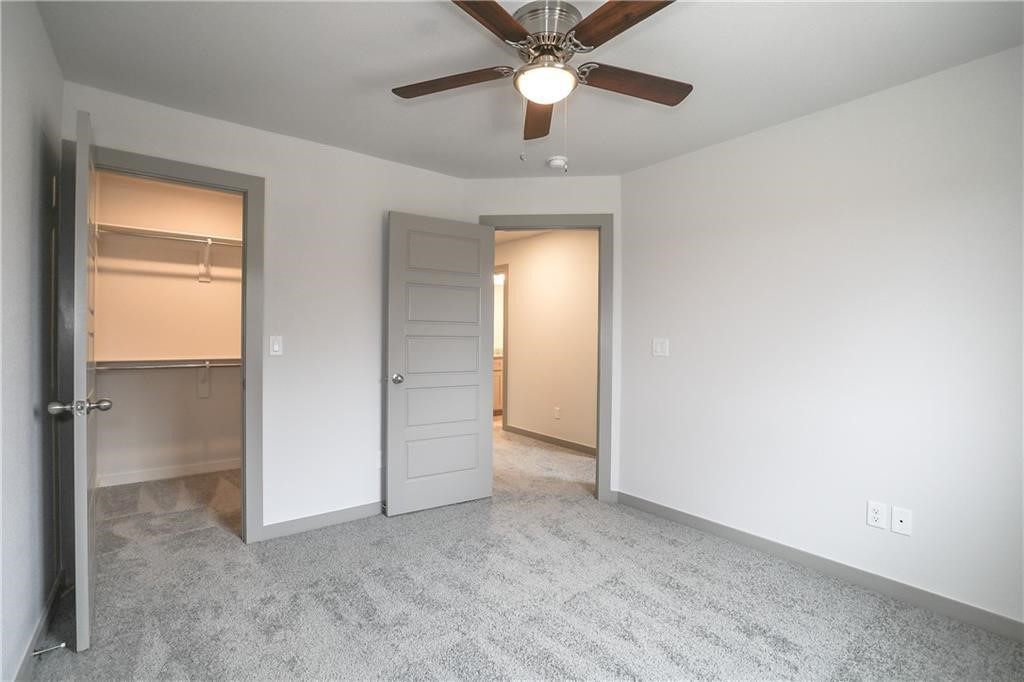 Vel Meadows Twnhms Hpr Bentonville - Residential Lease