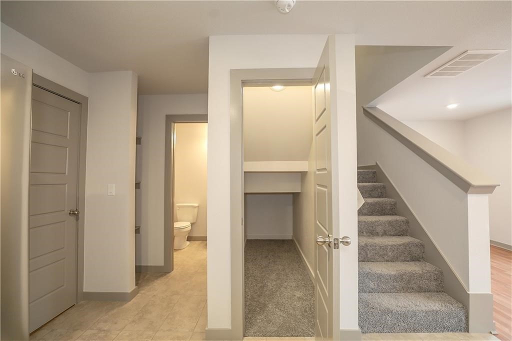 Vel Meadows Twnhms Hpr Bentonville - Residential Lease