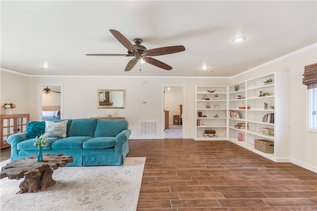 Lands End Sub Bvv - Residential