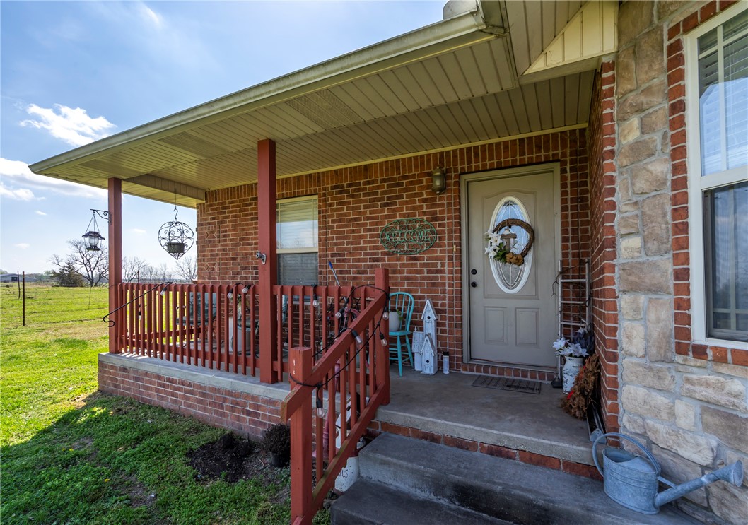 23-17-33-RURAL - Residential