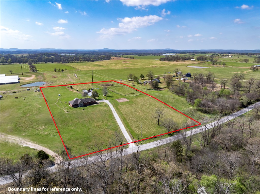 23-17-33-RURAL - Residential