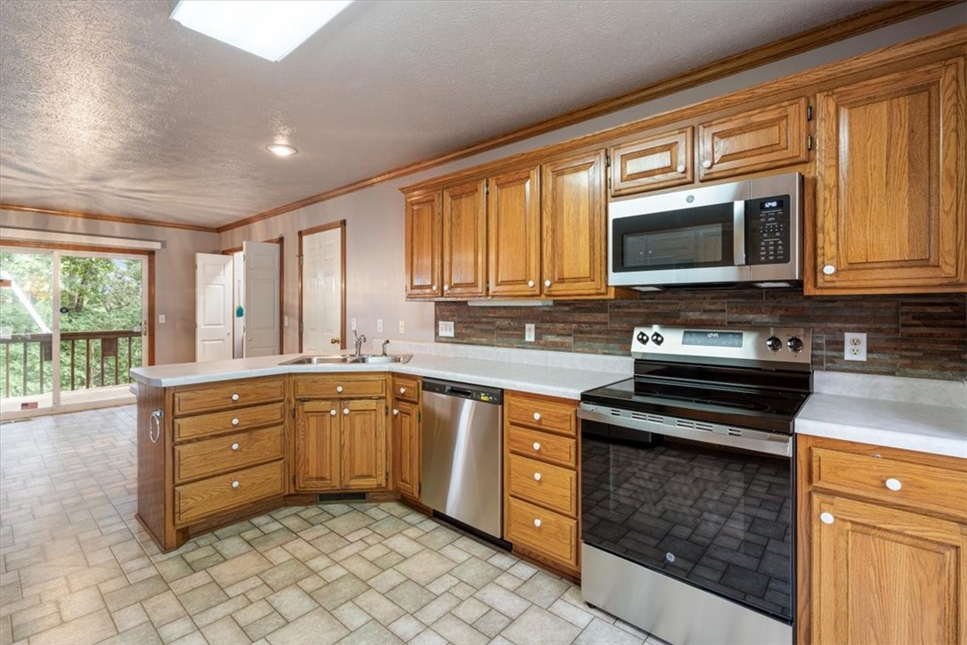 Unit 9 Holiday Island - Residential