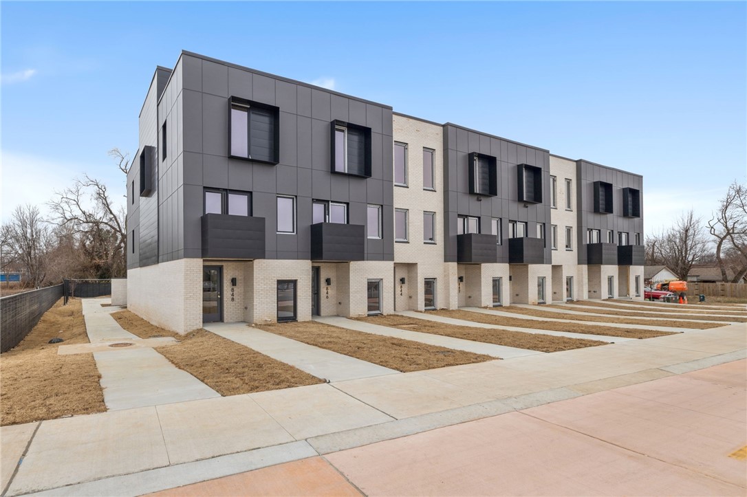 LIGHTBOX AT MARKET-BENTONVILLE - Residential