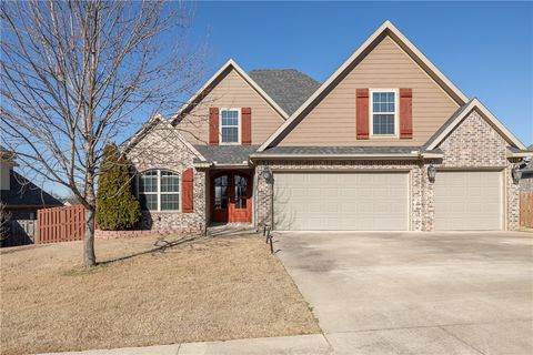 Photo of 1720 Sweetbriar Way, Centerton, AR 72719 (MLS # 1333914)