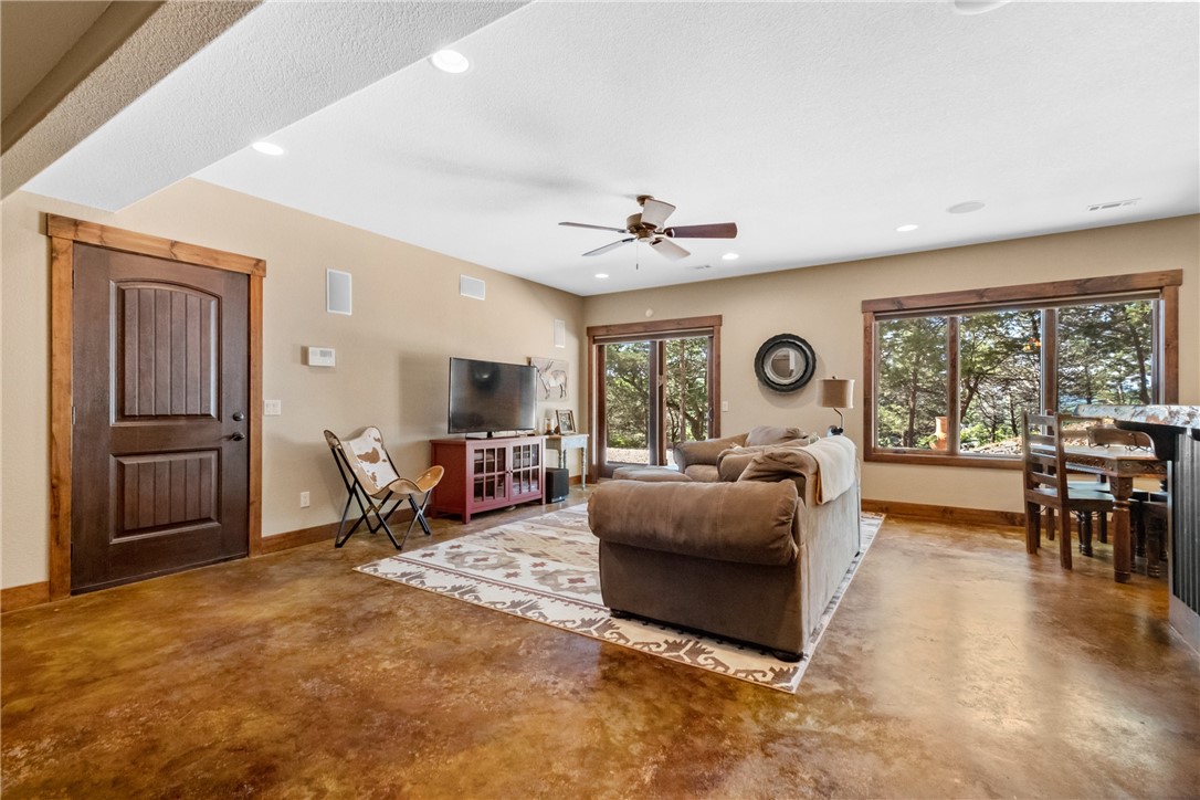 Oaks Landing On Table Rock Lake - Residential