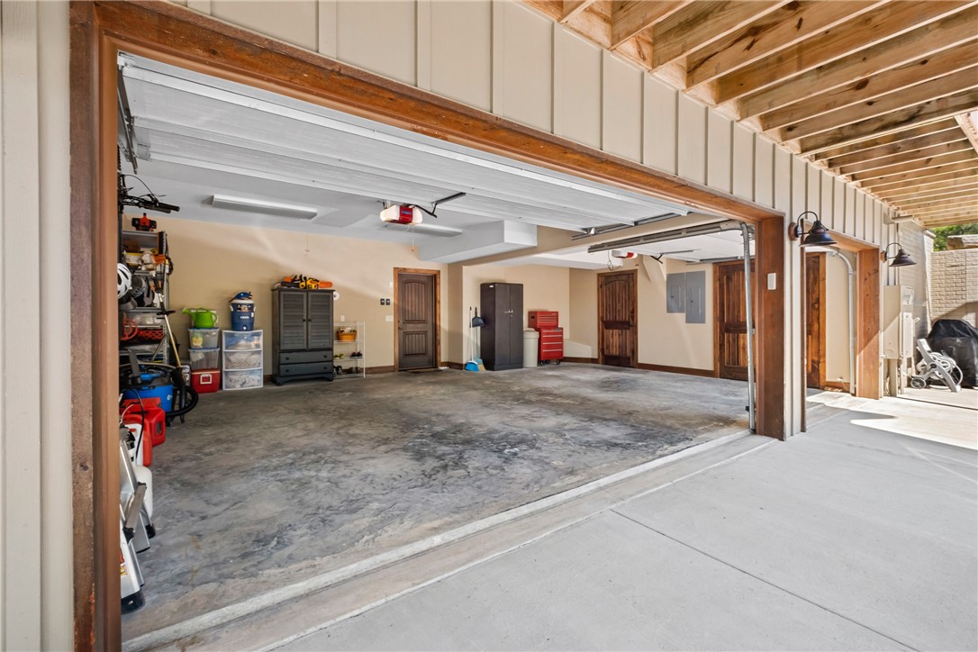 Oaks Landing On Table Rock Lake - Residential