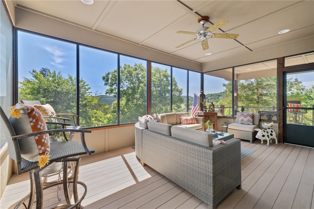 Oaks Landing On Table Rock Lake - Residential