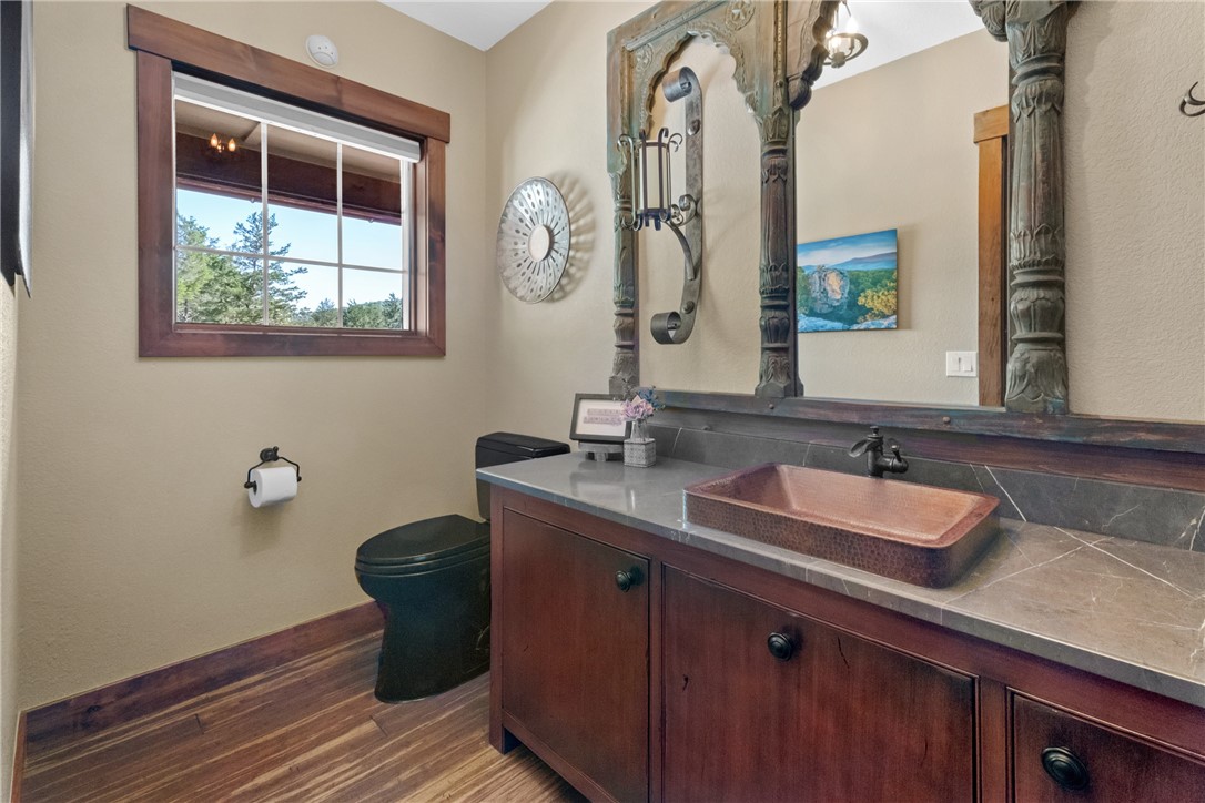 Oaks Landing On Table Rock Lake - Residential