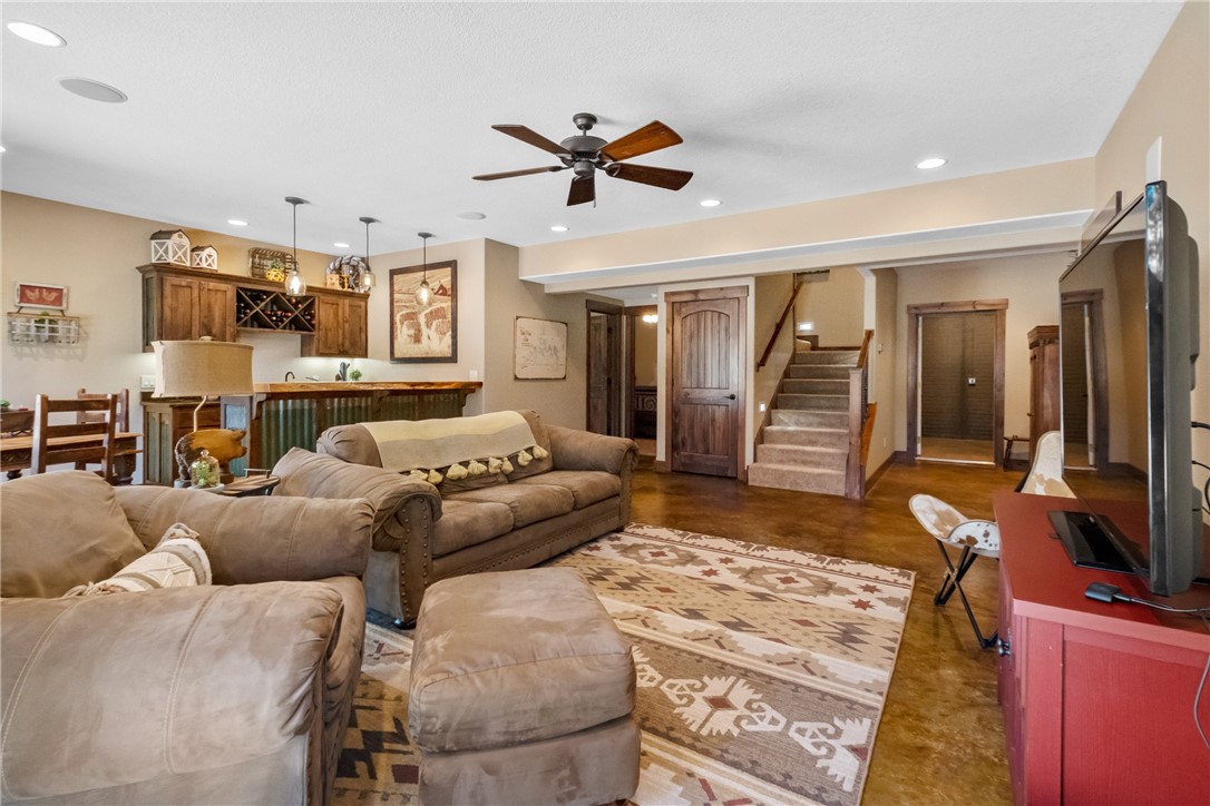 Oaks Landing On Table Rock Lake - Residential