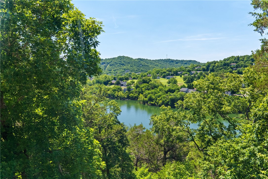 Oaks Landing On Table Rock Lake - Residential