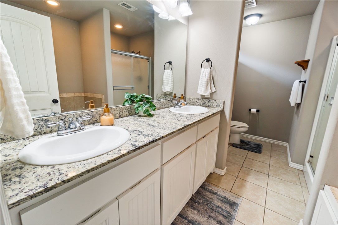 Kerelaw Castle Bentonville - Residential