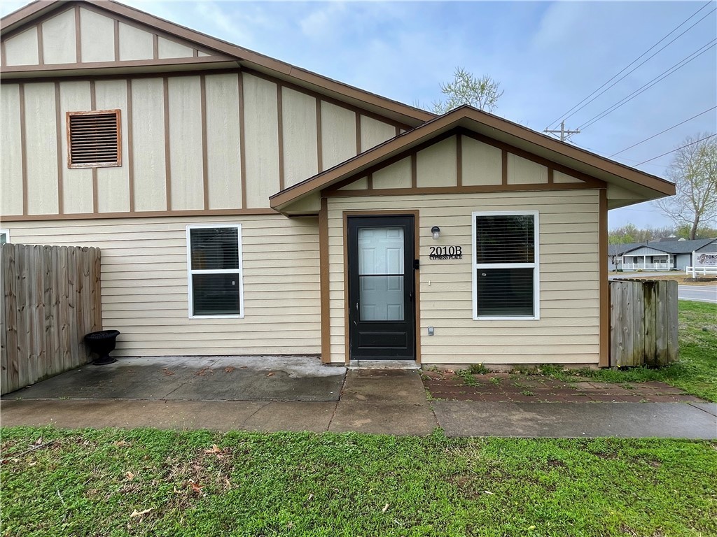 Well laid out one bedroom one bath apartment. Includes washer and dryer and refrigerator. 12 month minimum lease. Renters insurance is required for the duration of the lease.