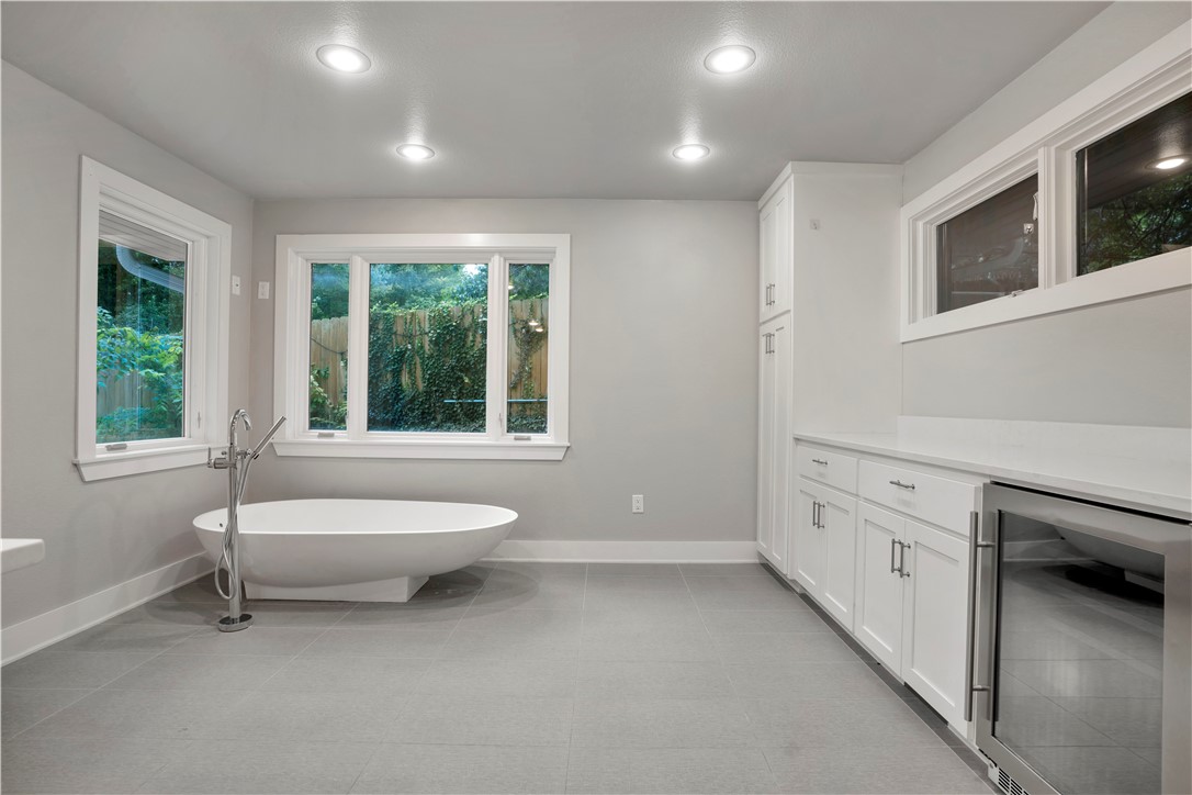 Clay Yoe Sub - Residential