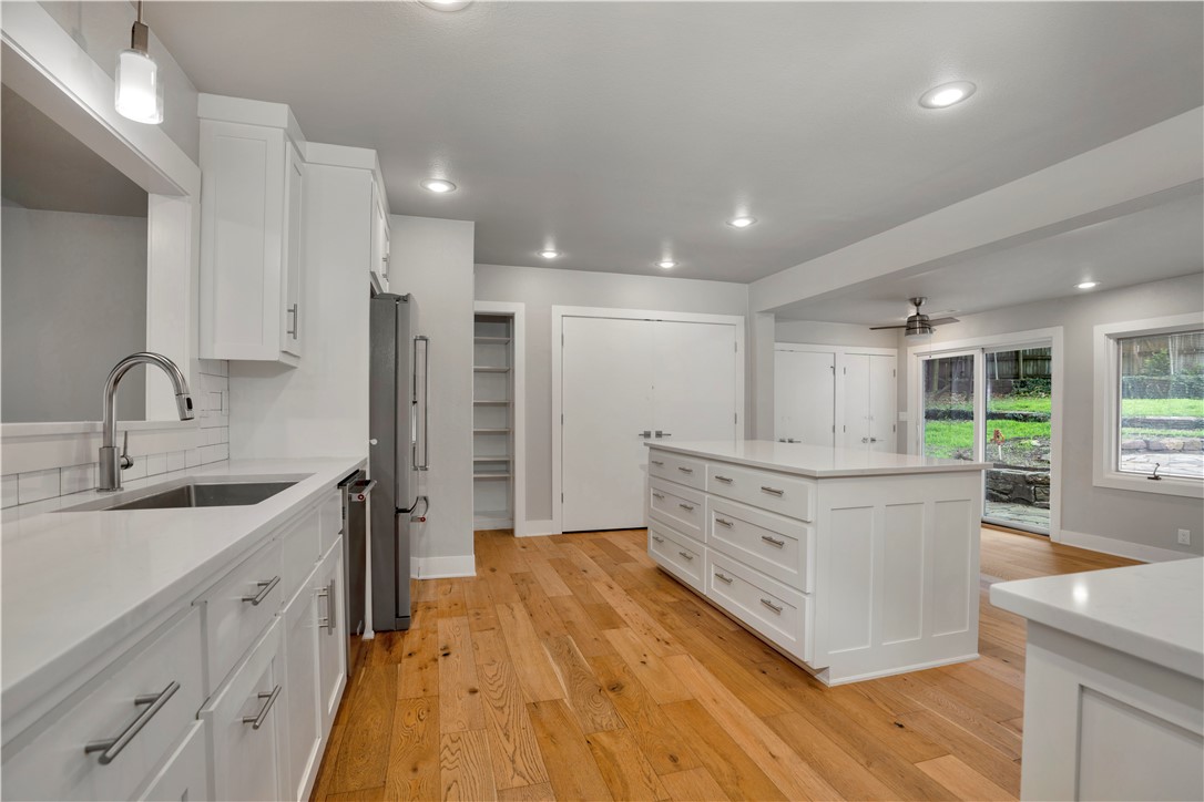 Clay Yoe Sub - Residential