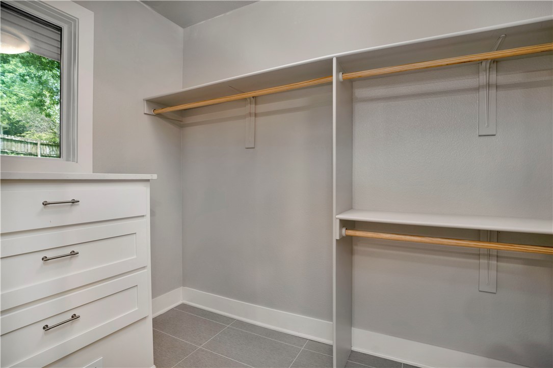 Clay Yoe Sub - Residential