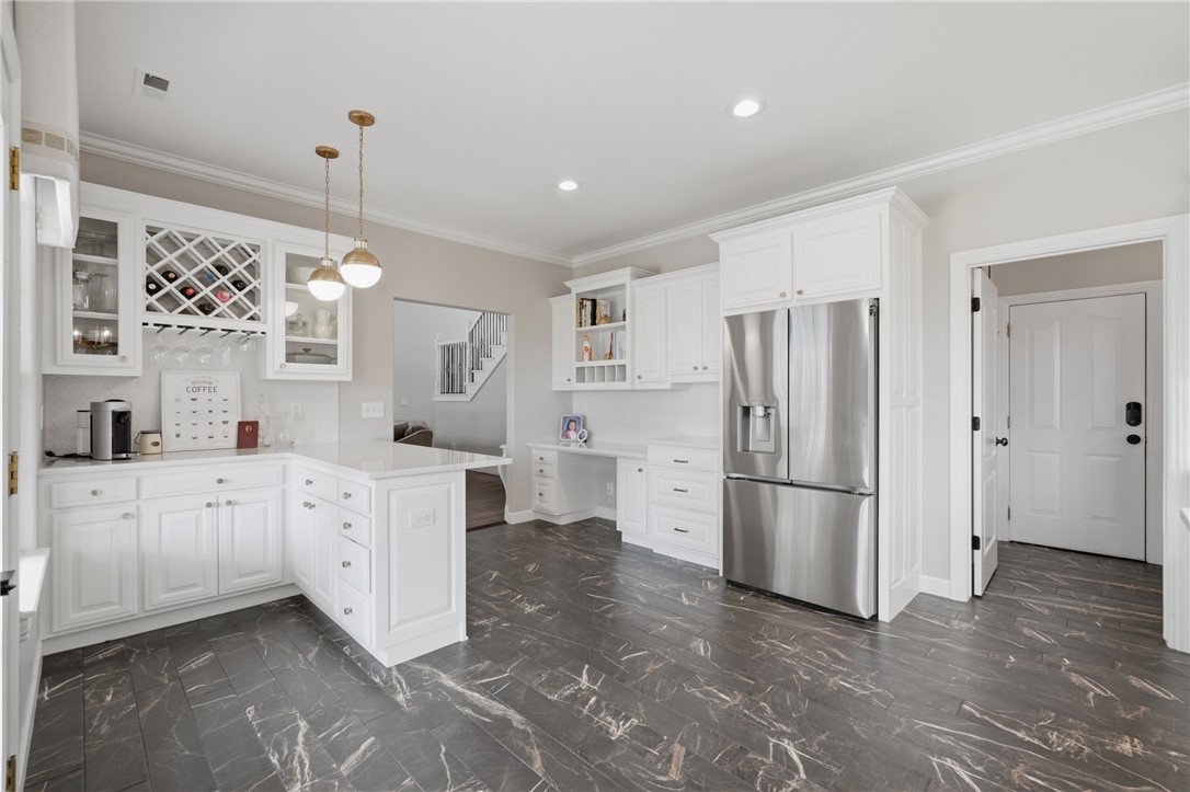 Montrouex Sub Rogers - Residential
