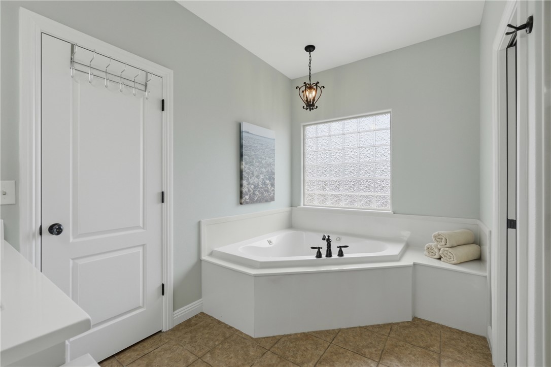 Montrouex Sub Rogers - Residential