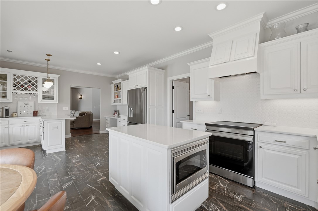 Montrouex Sub Rogers - Residential