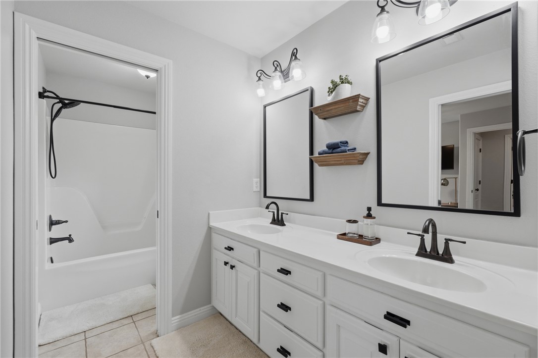Montrouex Sub Rogers - Residential