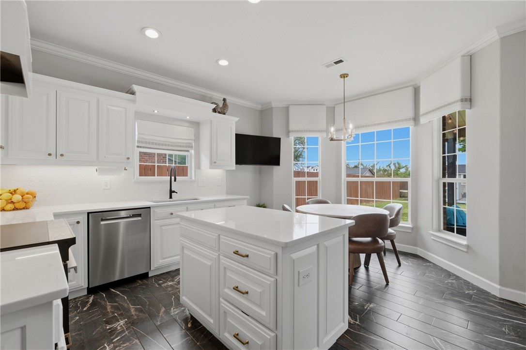 Montrouex Sub Rogers - Residential