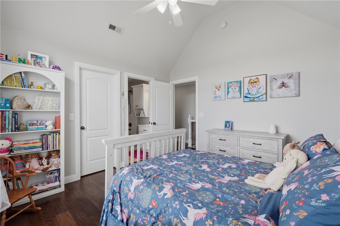 Montrouex Sub Rogers - Residential