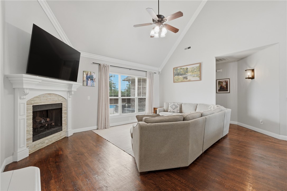 Montrouex Sub Rogers - Residential