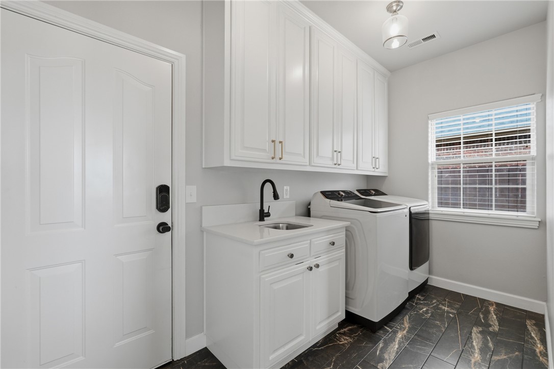 Montrouex Sub Rogers - Residential