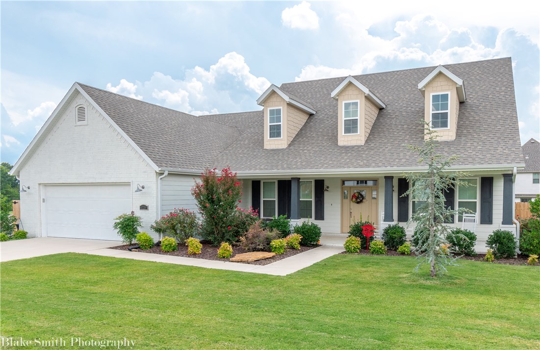 Stunning Fayetteville home in sought after Hughmount Village Subdivision. Home features a massive front porch, beautiful vaulted ceilings, an abundance of natural light, quartz countertops throughout, 5 burner stainless steel gas cooktop, large kitchen island, walk in pantry, huge 39 foot long bonus room, soft close cabinets, spacious laundry room, mudroom/locker area, and so much more! Neighborhood has a community pool, playground, sidewalks throughout and tons of greenspace! Master bedroom, 2 guest rooms, 2 baths, dining, living, kitchen, mudroom/lockers, and laundry all on main level. 1 guest bedroom with full bath and bonus room upstairs.