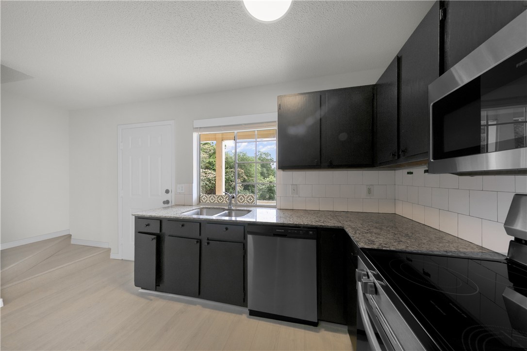 Brophy Circle Condos Lt 10 Hpr - Residential