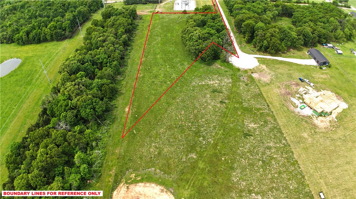 Bertschy Acres - Land