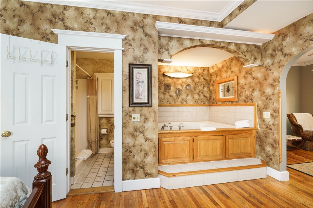 Magnetic Bays - Residential