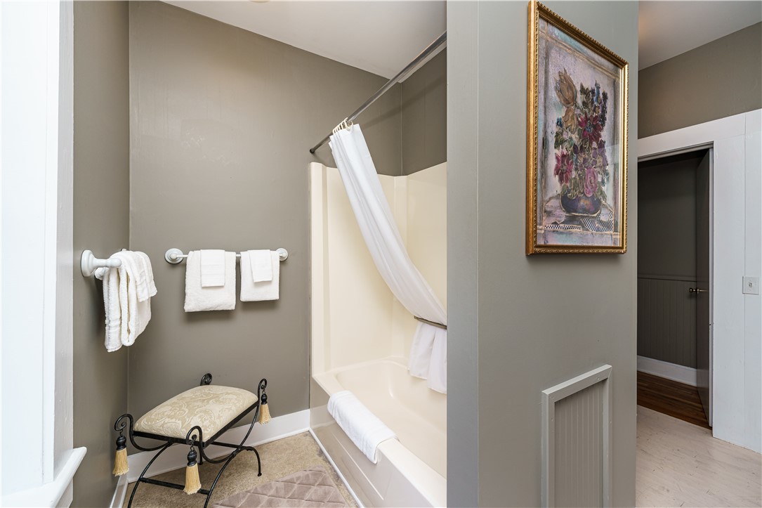 Magnetic Bays - Residential