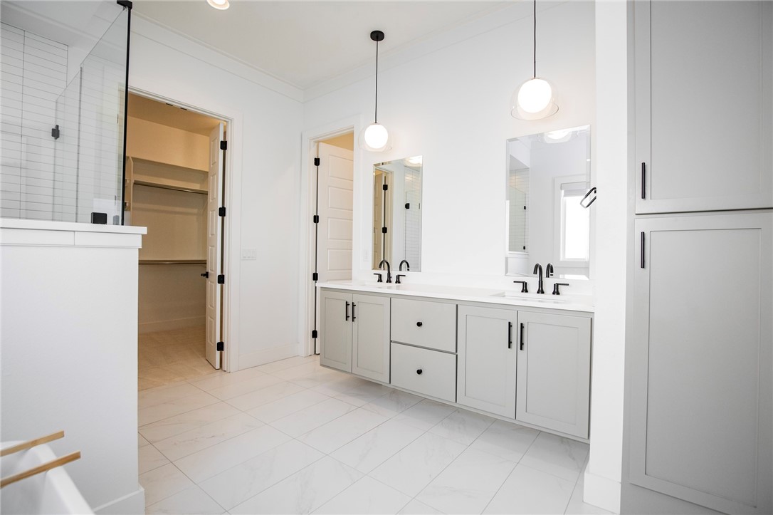 Shadow Valley - Residential