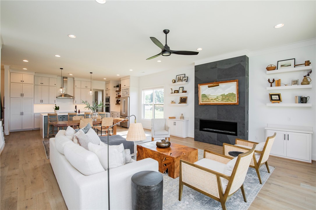 Shadow Valley - Residential