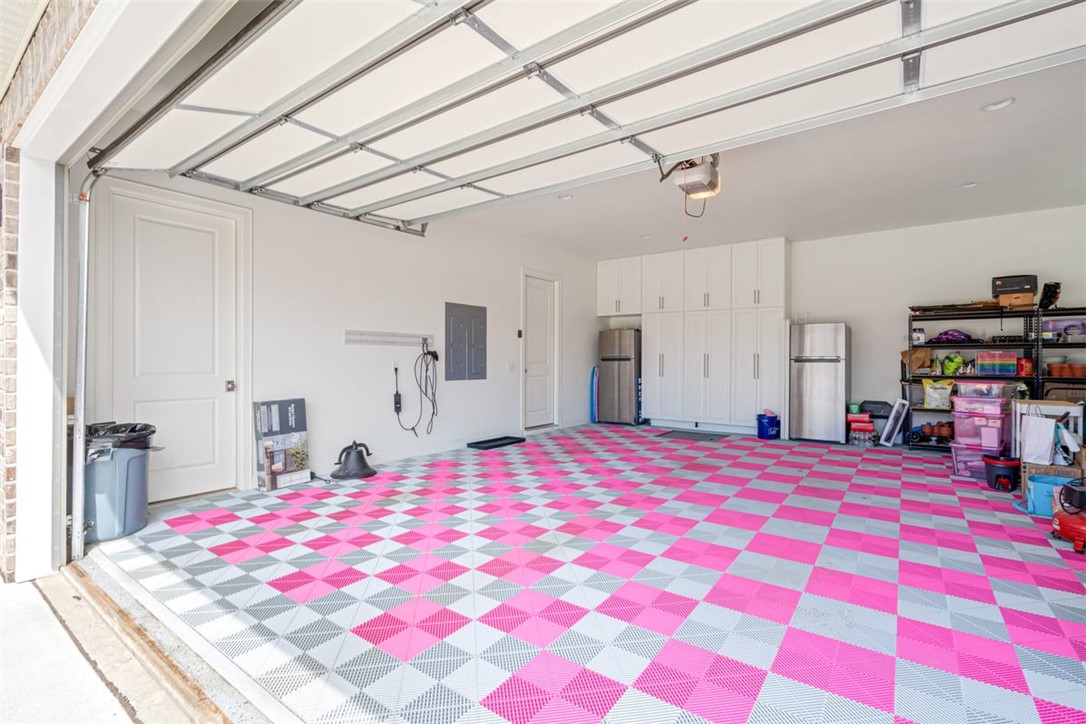 Oak Tree Centerton - Residential