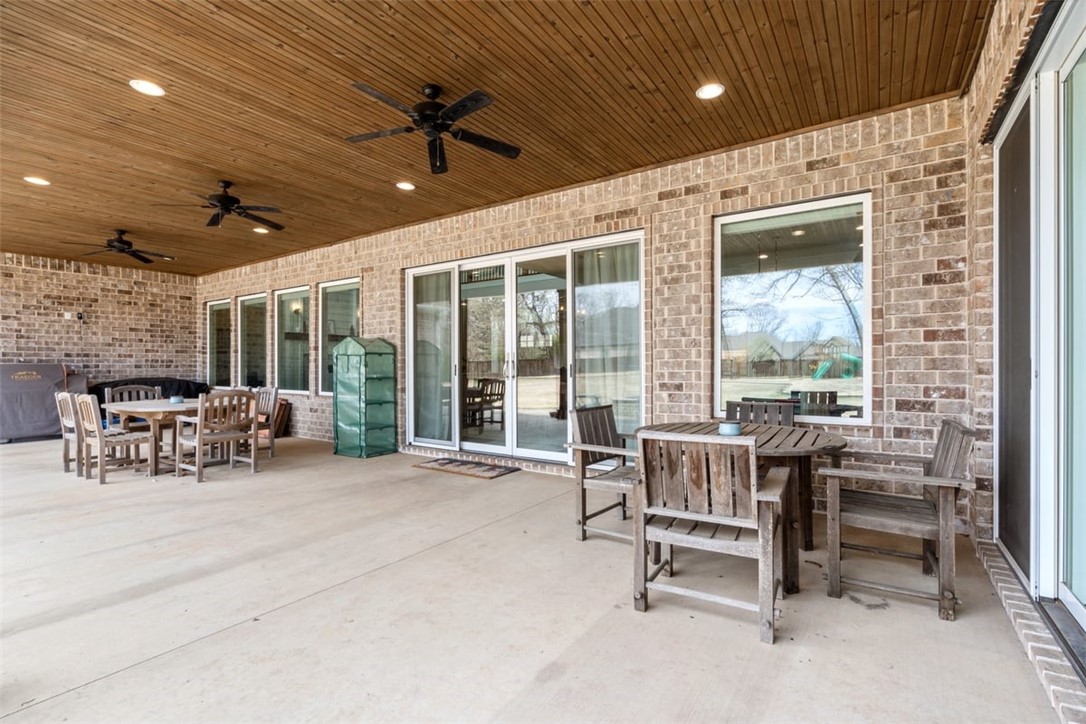 Oak Tree Centerton - Residential