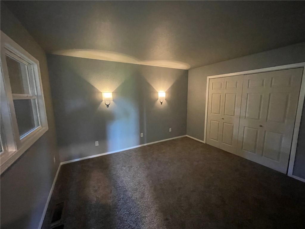 TOWNHOUSE TCT 3 A/K/A DRAKE CT-BVV - Residential Lease