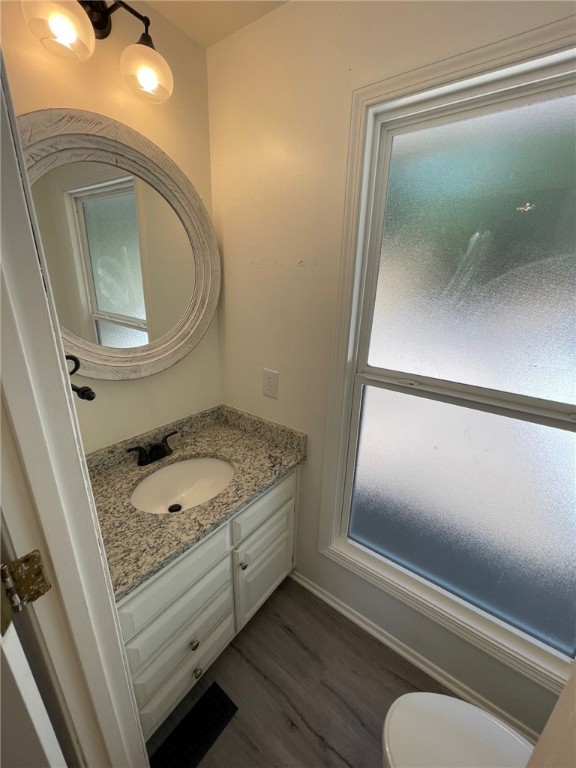 TOWNHOUSE TCT 3 A/K/A DRAKE CT-BVV - Residential Lease