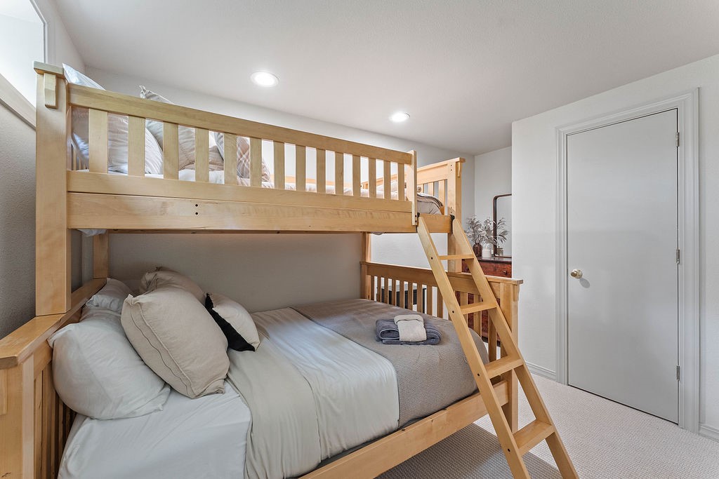 Piney Point Retreat Sub Rurban - Residential