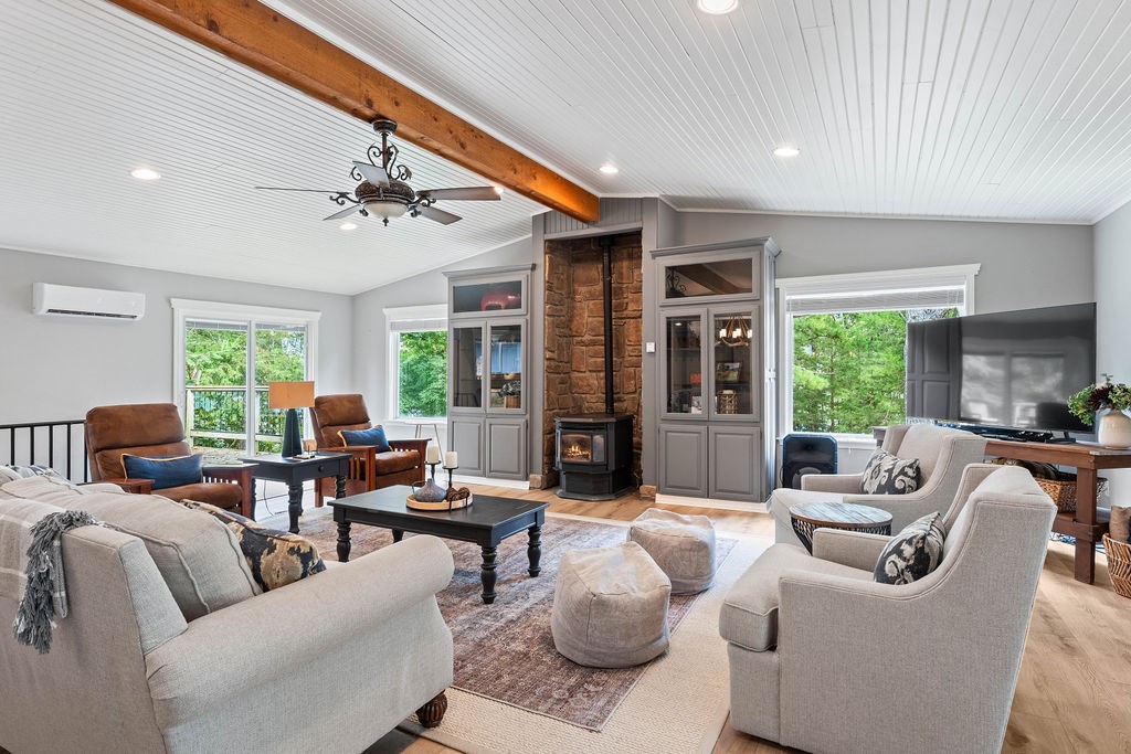 Piney Point Retreat Sub Rurban - Residential