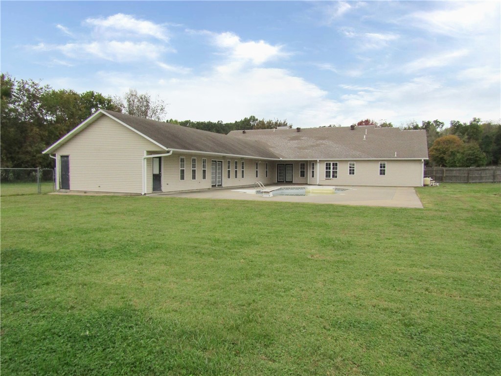 Spring Creek Meadows Ii Rogers - Residential