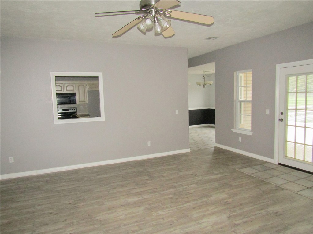 Spring Creek Meadows Ii Rogers - Residential