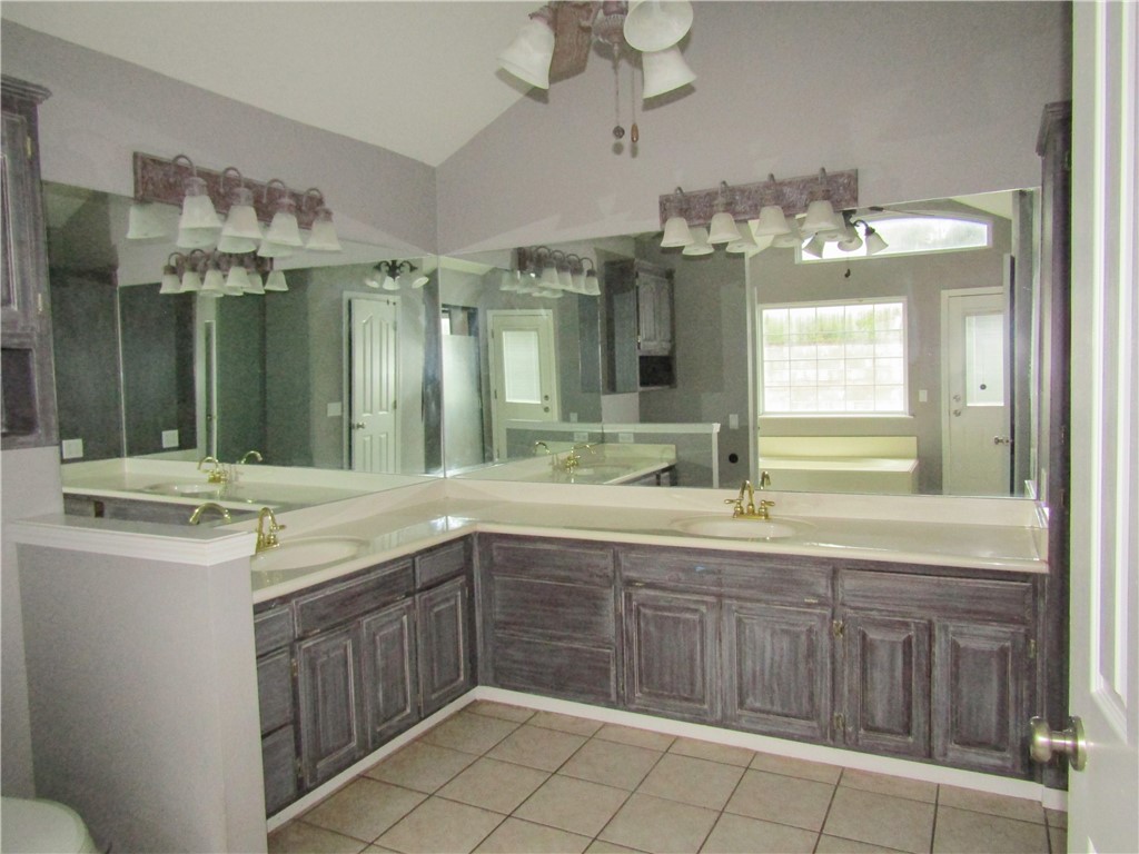 Spring Creek Meadows Ii Rogers - Residential